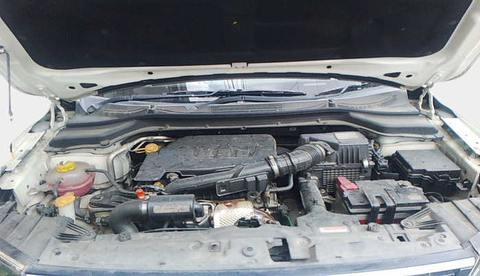 2020 Mahindra XUV300 W6 1.2 PETROL, Petrol, Manual, 26,604 km, exterior