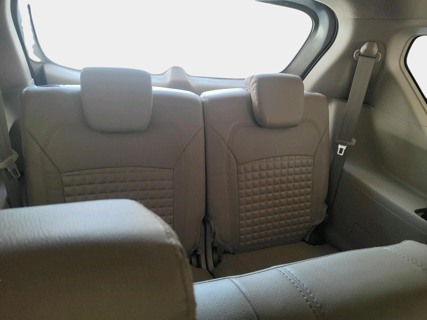 2022 Maruti Ertiga ZXI  CNG, Petrol, Manual, 56,000 km, interior