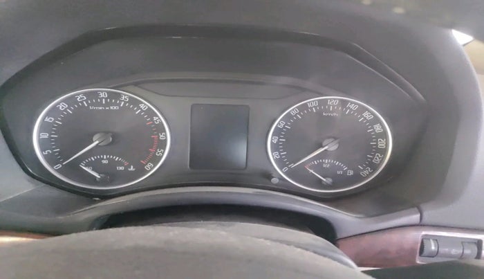 2010 Skoda Laura AMBIENTE 1.9 TDI AT, Diesel, Automatic, 2,55,080 km, interior