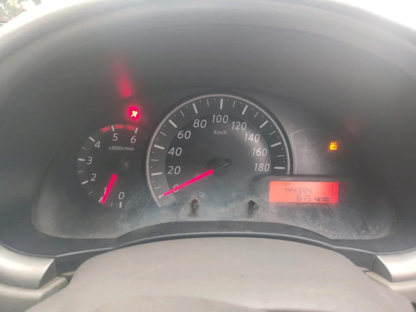 2012 Nissan Micra XV PREMIUM DIESEL, Diesel, Manual, 1,44,580 km, interior