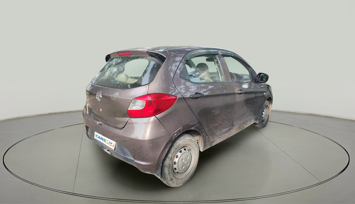 2016 Tata Tiago XM PETROL, Petrol, Manual, 1,24,954 km, exterior