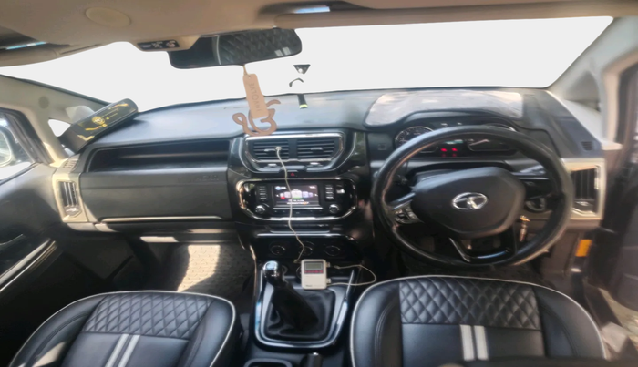 2018 Tata Hexa XM 4X2 7 STR, Diesel, Manual, 1,28,785 km, interior