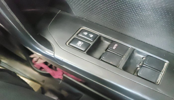 2020 Maruti Vitara Brezza VXI, Petrol, Manual, 44,701 km, interior