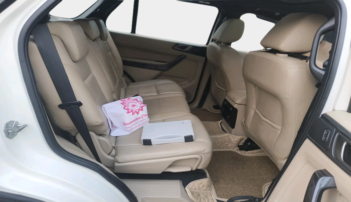 2016 Ford Endeavour TITANIUM 3.2 4X4 AT, Diesel, Automatic, 91,213 km, interior