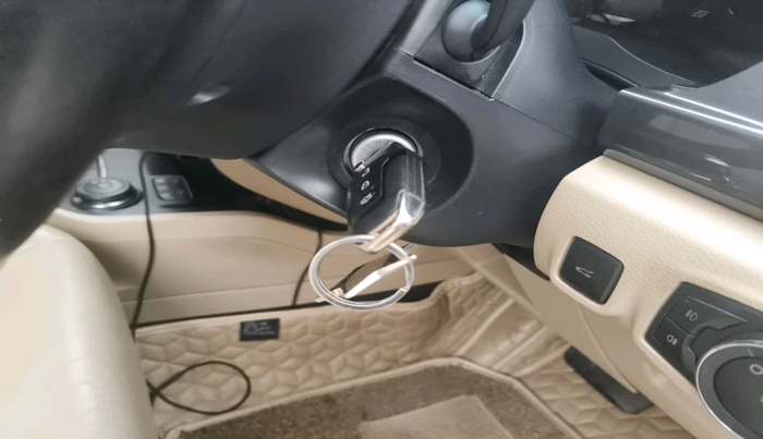 2016 Ford Endeavour TITANIUM 3.2 4X4 AT, Diesel, Automatic, 91,213 km, interior