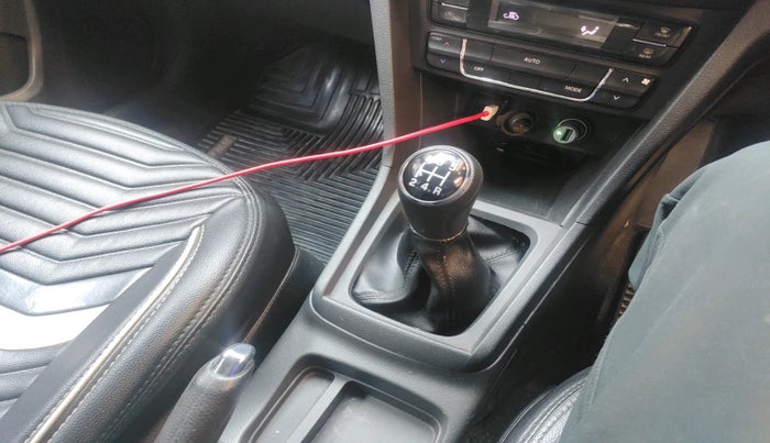 2017 Maruti Vitara Brezza ZDI PLUS DUAL TONE, Diesel, Manual, 1,31,264 km, interior