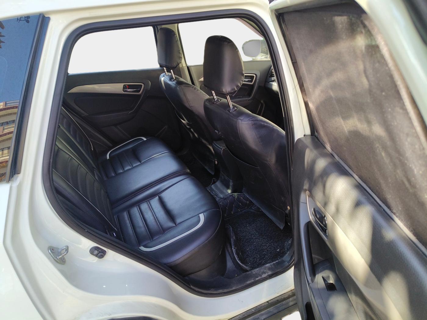 2016 Maruti Vitara Brezza ZDI, Diesel, Manual, 1,04,941 km, interior