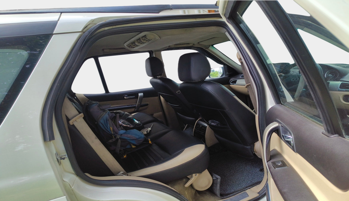 2013 Tata Safari Storme 2.2 EX 4X2, Diesel, Manual, 64,638 km, interior