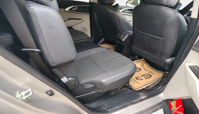 2024 KIA CARENS Prestige Plus (O) 1.5 Turbo DCT 7 STR, Petrol, Automatic, 7,713 km, interior