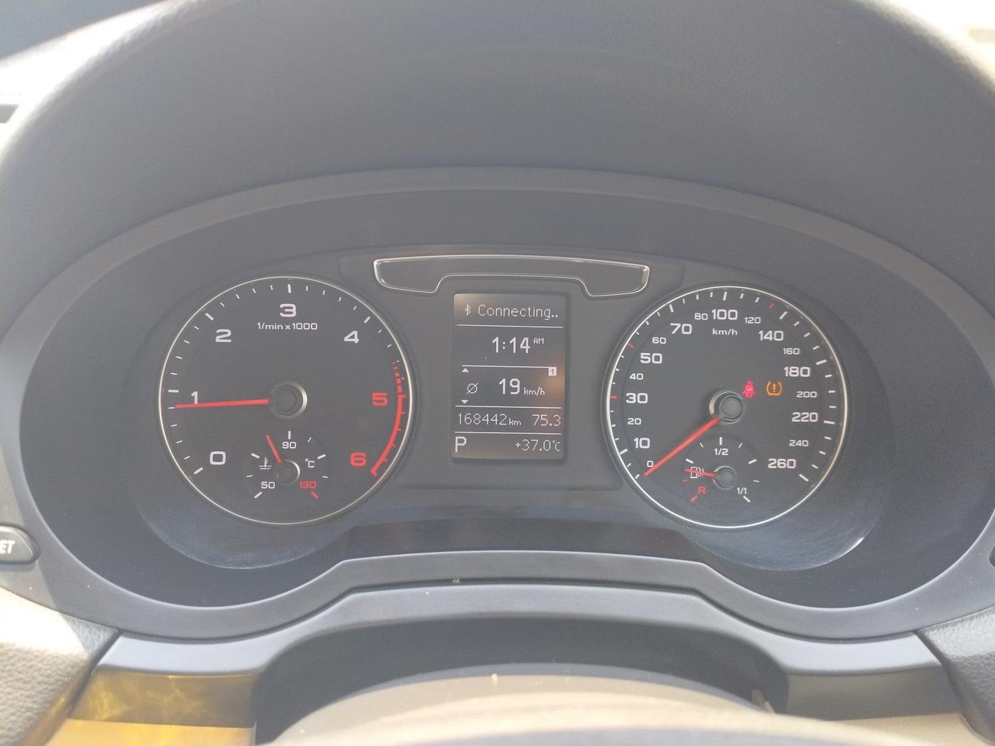 2015 Audi Q3 35 TDI Quattro, Diesel, Automatic, 1,68,442 km, interior