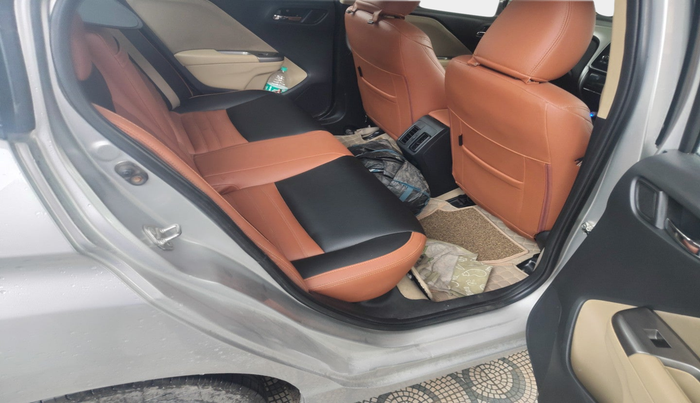 2015 Honda City 1.5L I-VTEC V MT, Petrol, Manual, 1,50,549 km, interior