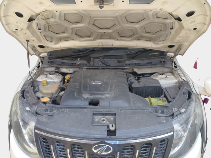 2012 Mahindra XUV500 W8, Diesel, Manual, 1,64,206 km, exterior