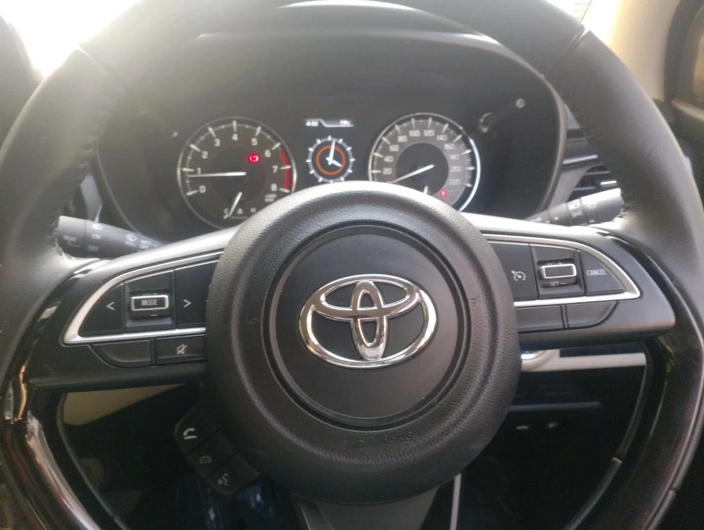 2023 Toyota Glanza V AMT, Petrol, Automatic, 3,072 km, interior