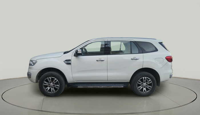 2016 Ford Endeavour TREND 3.2 4X4 AT, Diesel, Automatic, 2,18,733 km, exterior