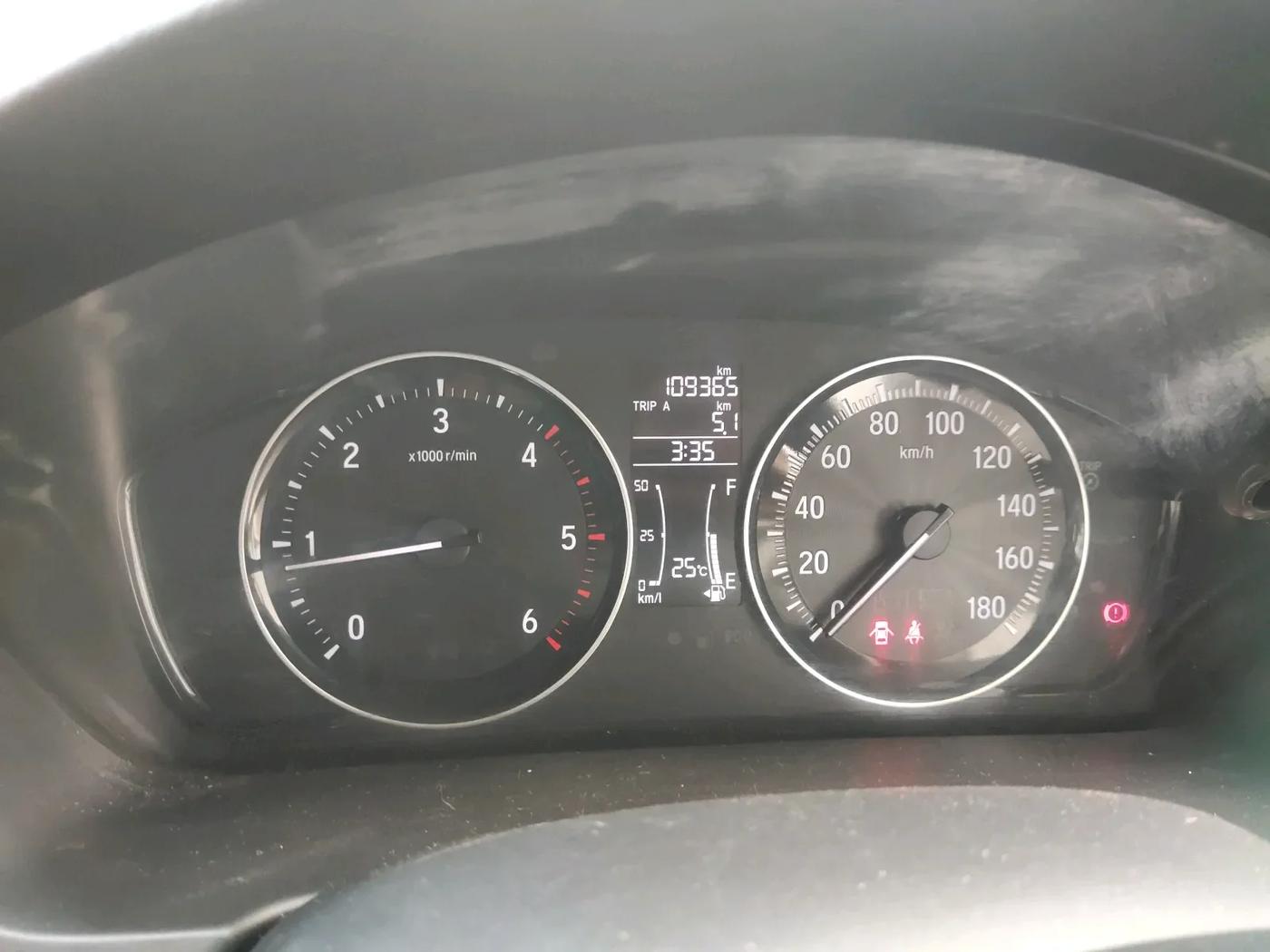 2018 Honda Amaze 1.5L I-DTEC VX, Diesel, Manual, 1,09,365 km, interior