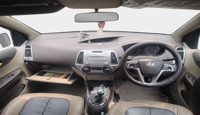 2011 Hyundai i20 ASTA 1.2, Petrol, Manual, 74,879 km, interior