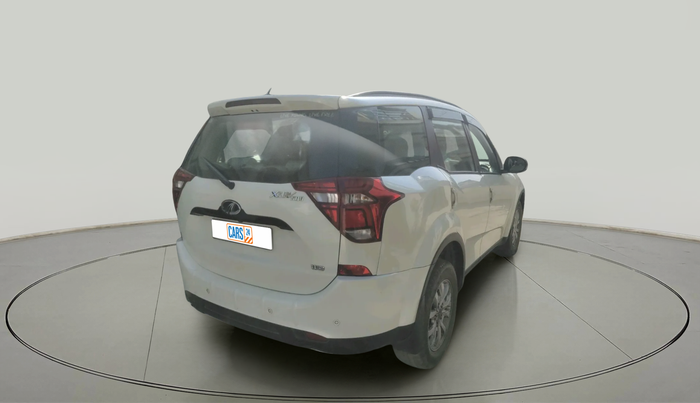 2021 Mahindra XUV500 W9, Diesel, Manual, 76,774 km, exterior