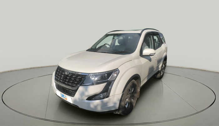 2021 Mahindra XUV500 W9, Diesel, Manual, 76,774 km, exterior