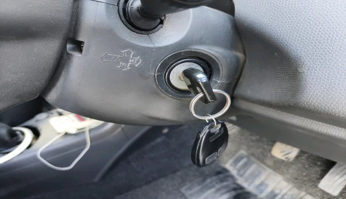 2011 Maruti Swift VXI, Petrol, Manual, 1,30,349 km, interior