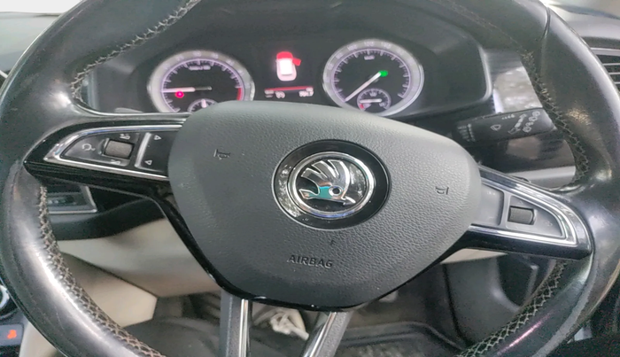 2017 Skoda Kodiaq STYLE 2.0 TDI 4X4 AT, Diesel, Automatic, 1,55,753 km, interior