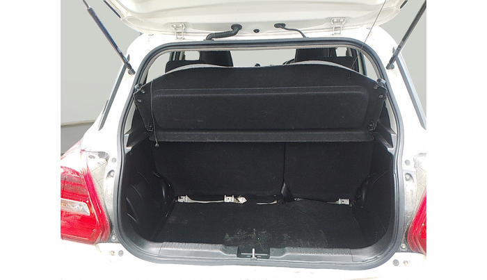 2021 Maruti Swift ZXI, Petrol, Manual, 52,388 km, exterior