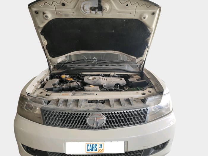 2013 Tata Safari Storme 2.2 LX 4X2, Diesel, Manual, 1,50,912 km, exterior