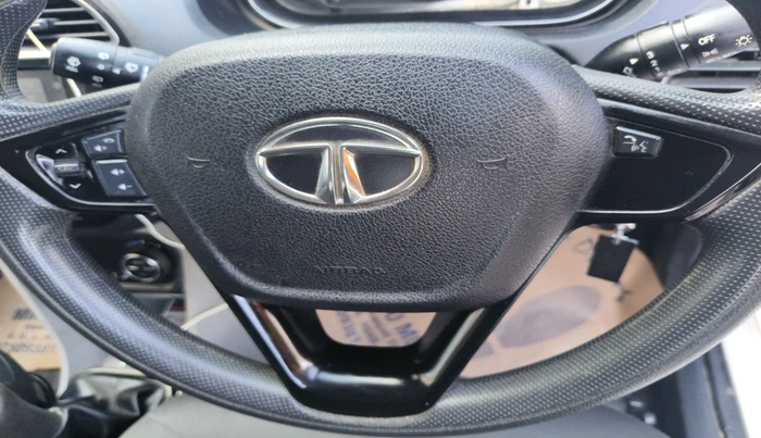 2019 Tata Tiago XZ PLUS PETROL, Petrol, Manual, 30,625 km, interior