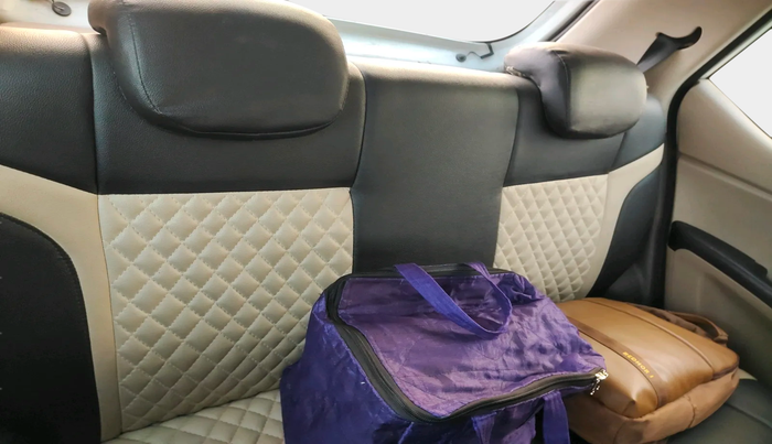 2010 Hyundai i10 SPORTZ 1.2, Petrol, Manual, 69,081 km, interior