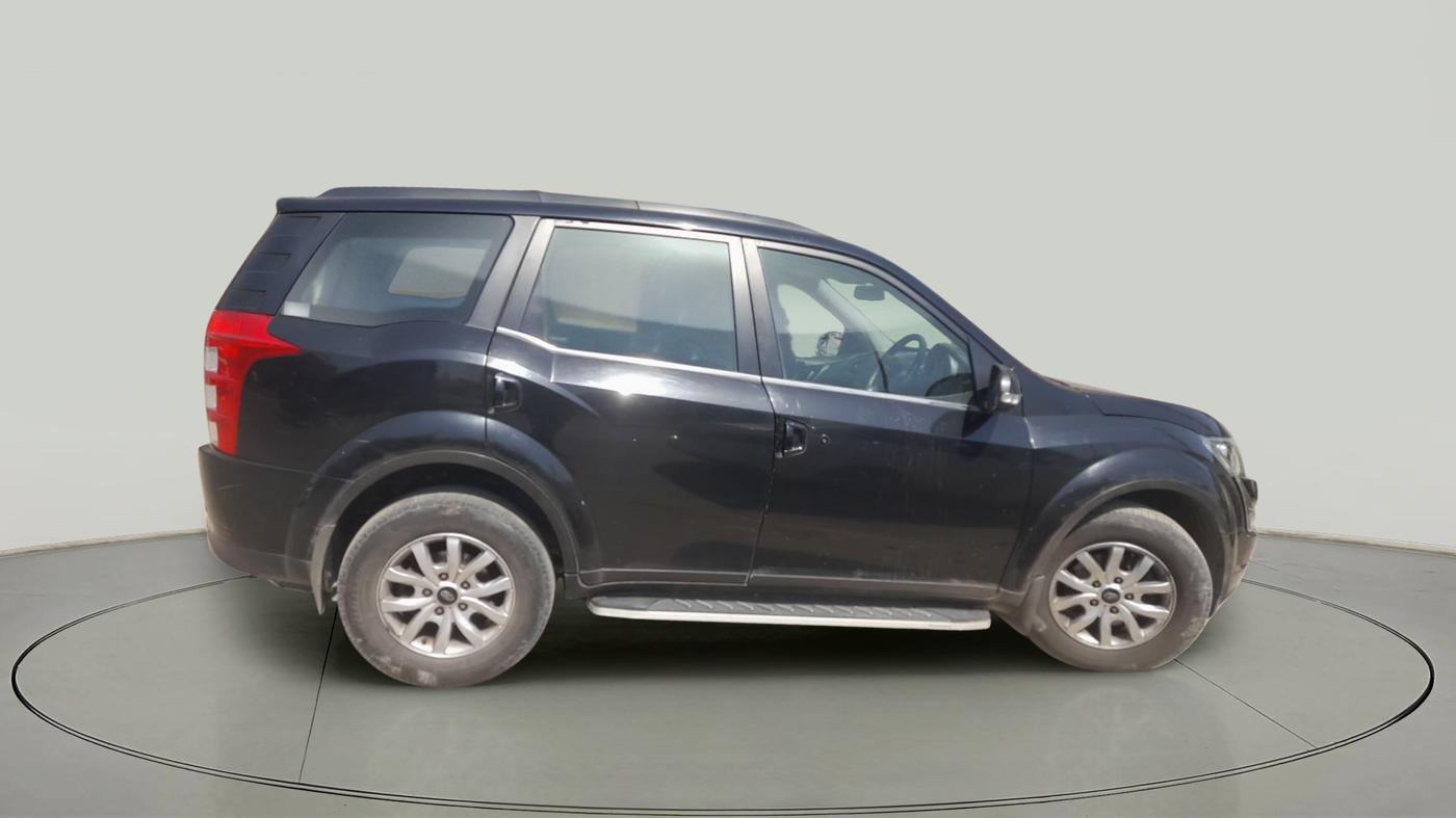 2018 Mahindra XUV500 W10 AT 1.99, Diesel, Automatic, 86,710 km, exterior
