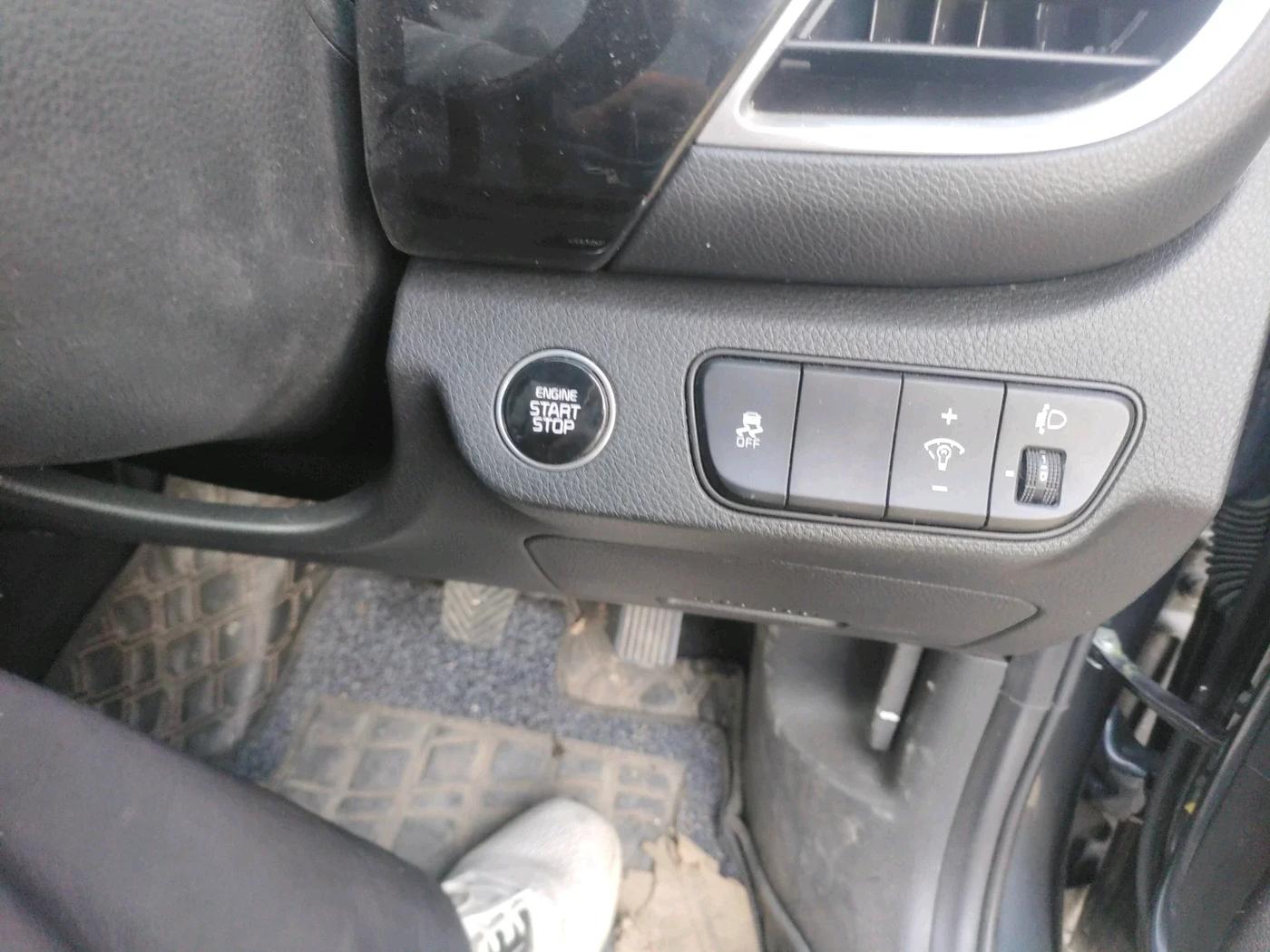 2023 KIA SELTOS HTK PLUS 1.5 IMT, Petrol, Manual, 8,056 km, interior