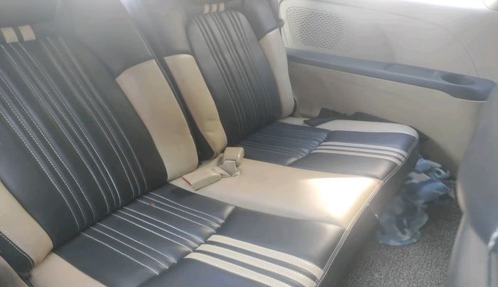 2014 Honda Mobilio 1.5L I-DTEC S, Diesel, Manual, 1,76,060 km, interior