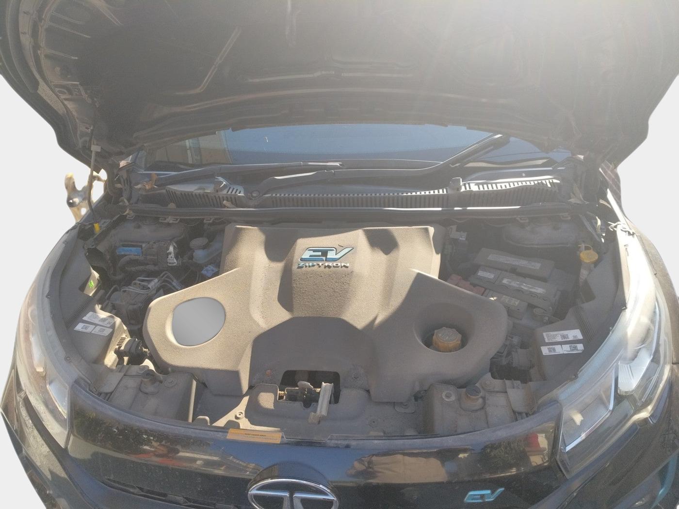2022 Tata NEXON EV XZ PLUS DARK EDITION, Electric, Automatic, 41,886 km, exterior