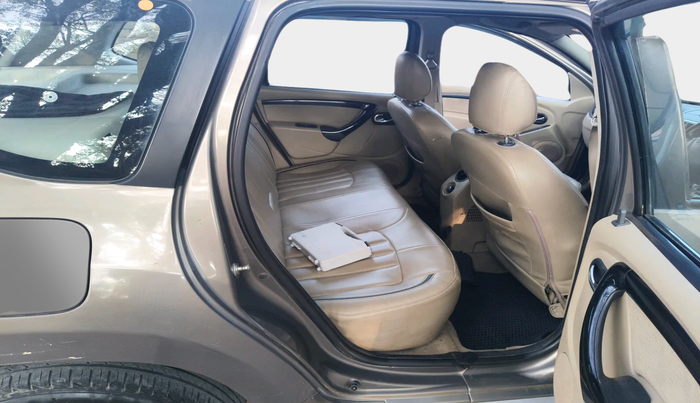 2014 Nissan Terrano XV 85 PS DIESEL, Diesel, Manual, 1,39,743 km, interior