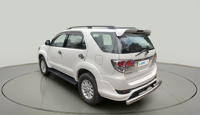 2014 Toyota Fortuner 3.0 4X2 MT, Diesel, Manual, 2,55,792 km, exterior