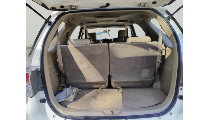 2014 Toyota Fortuner 3.0 4X2 MT, Diesel, Manual, 2,55,792 km, exterior