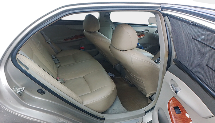 2010 Toyota Corolla Altis VL AT PETROL, Petrol, Automatic, 2,00,770 km, interior