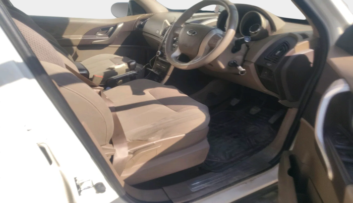 2014 Mahindra XUV500 W6, Diesel, Manual, 51,505 km, interior