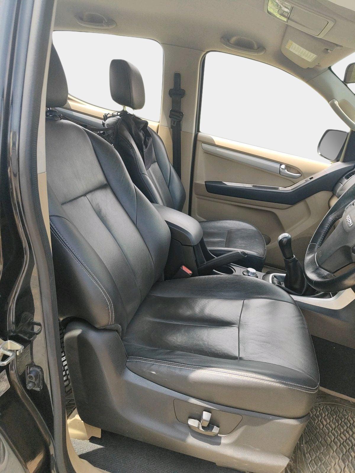 2018 ISUZU D-Max V Cross 4*4 MT, Diesel, Manual, 80,084 km, interior