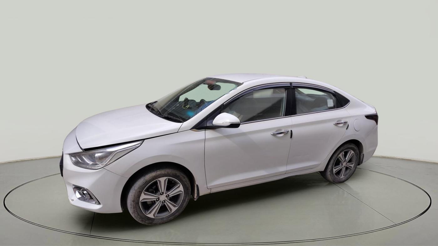 2018 Hyundai Verna 1.6 VTVT SX, Petrol, Manual, 48,069 km, exterior