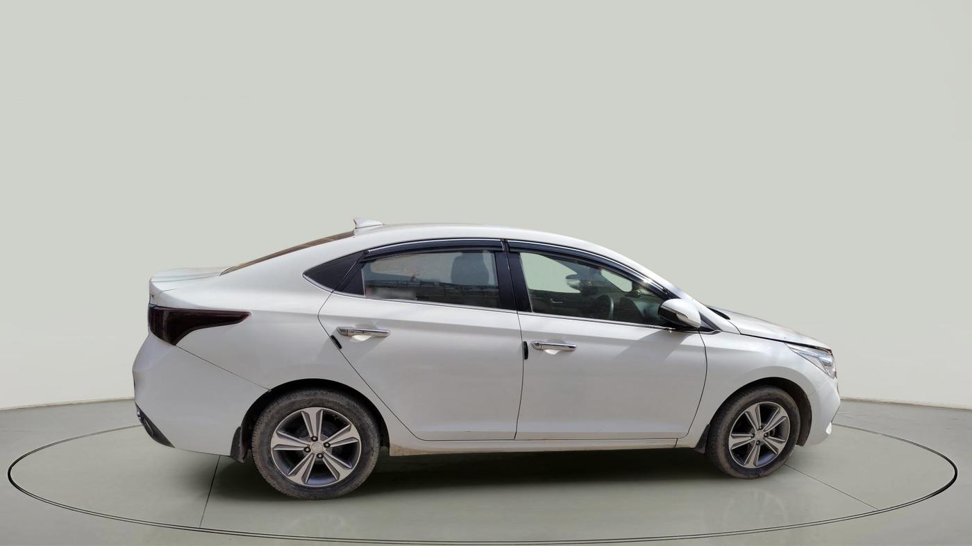 2018 Hyundai Verna 1.6 VTVT SX, Petrol, Manual, 48,069 km, exterior