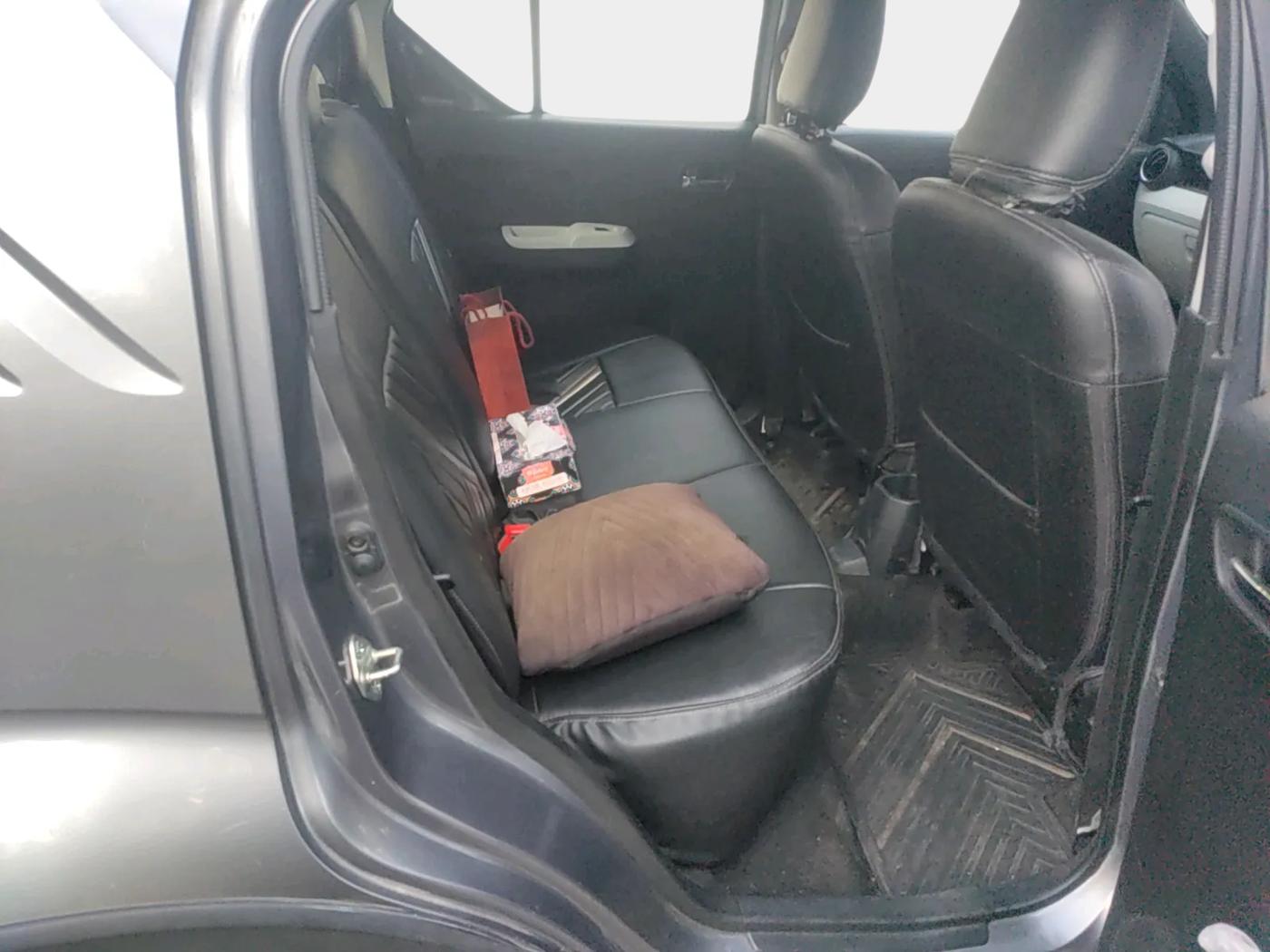 2018 Maruti IGNIS ZETA 1.2 AMT, Petrol, Automatic, 50,750 km, interior