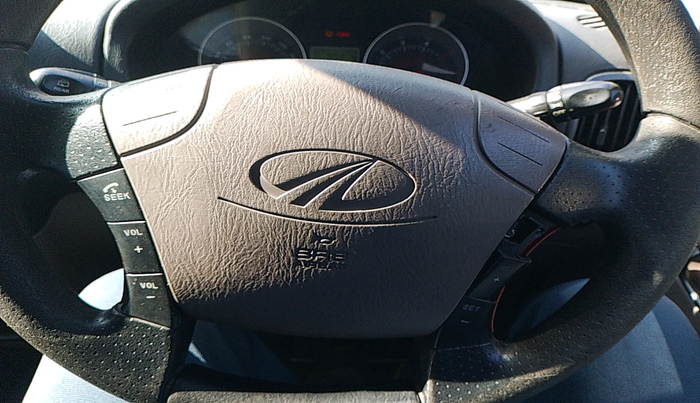 2011 Mahindra Scorpio VLX 2WD BS-III, Diesel, Manual, 1,02,641 km, interior