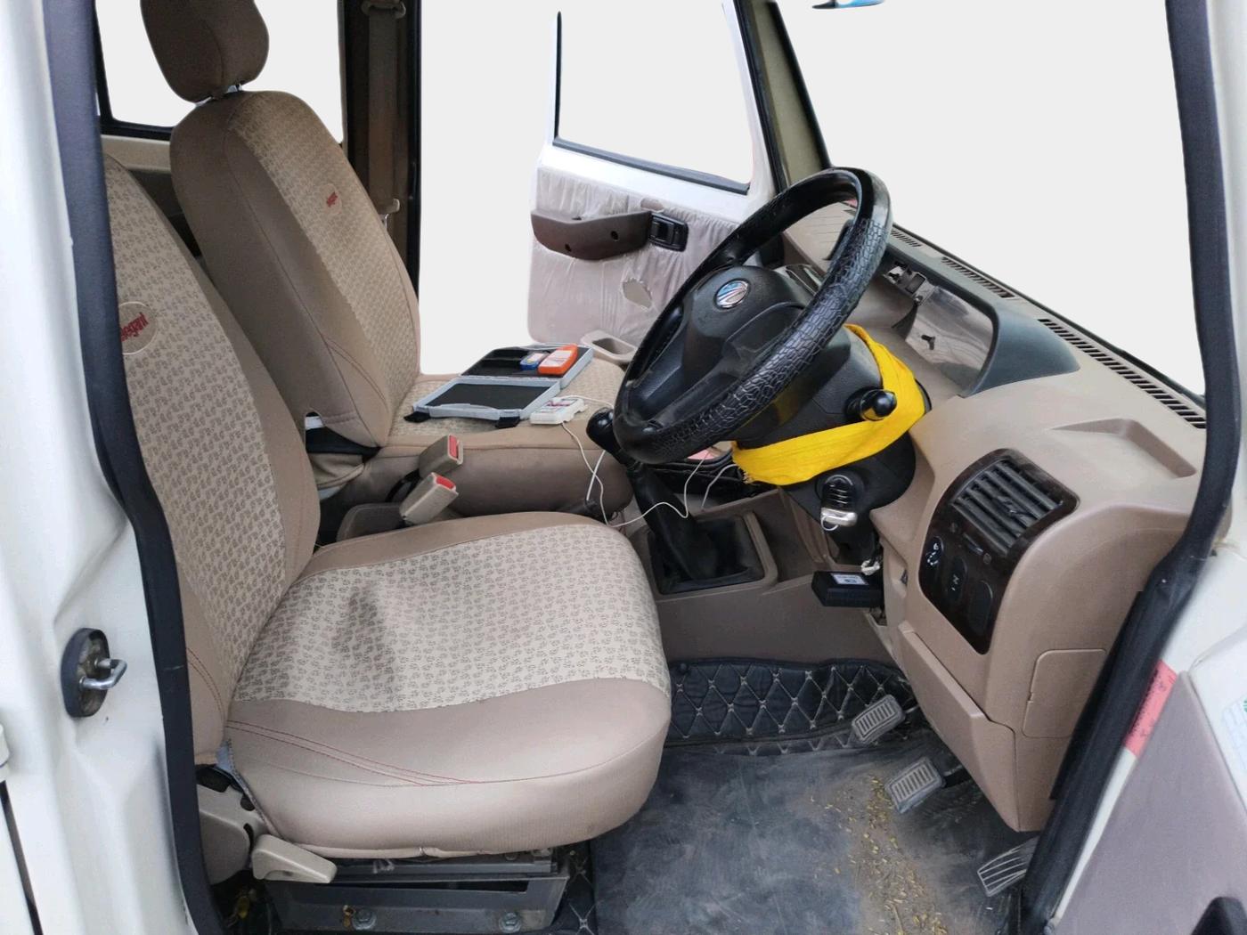 2021 Mahindra Bolero B6 (O), Diesel, Manual, 72,409 km, interior