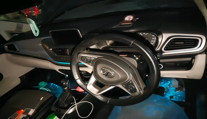 2023 Tata ALTROZ XZA, Petrol, Automatic, 21,975 km, interior