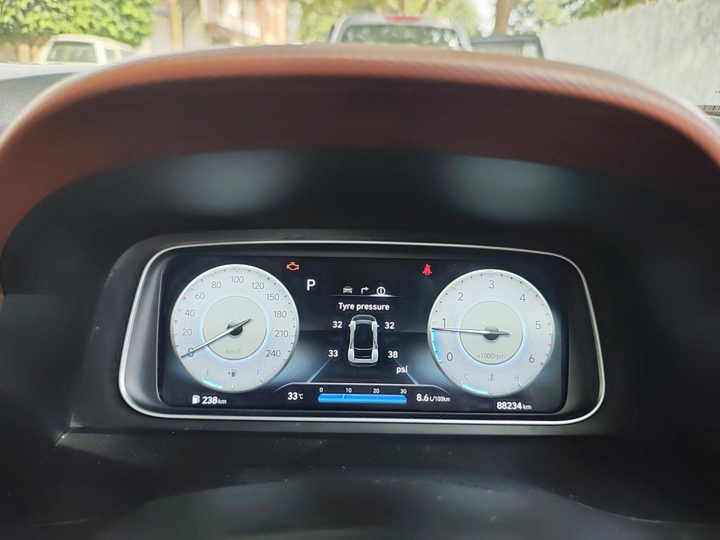 2021 Hyundai ALCAZAR PLATINUM(O) 7STR 1.5 AT, Diesel, Automatic, 88,234 km, interior
