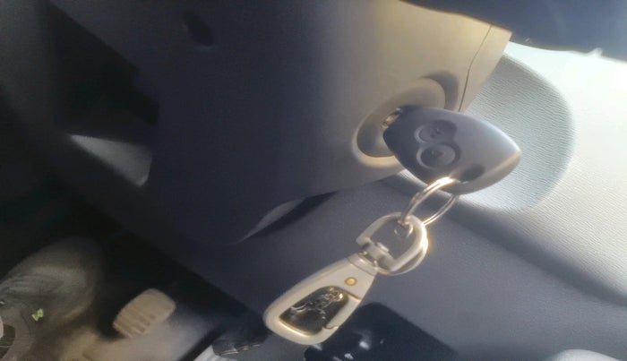 2015 Renault Duster 110 PS RXZ 4X4 MT DIESEL, Diesel, Manual, 1,01,715 km, interior