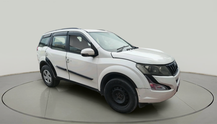 2015 Mahindra XUV500 W6, Diesel, Manual, 91,030 km, exterior