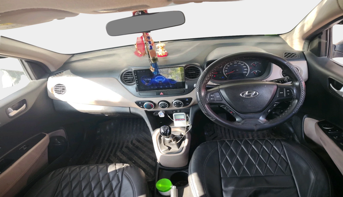 2016 Hyundai Grand i10 SPORTZ 1.1 CRDI, Diesel, Manual, 78,598 km, interior