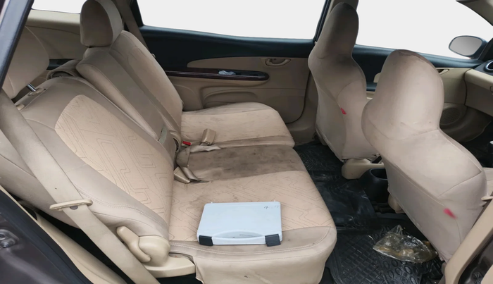 2015 Honda Mobilio 1.5L I-DTEC S, Diesel, Manual, 2,17,714 km, interior