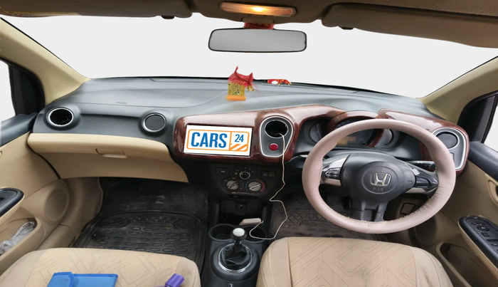 2015 Honda Mobilio 1.5L I-DTEC S, Diesel, Manual, 2,17,714 km, interior